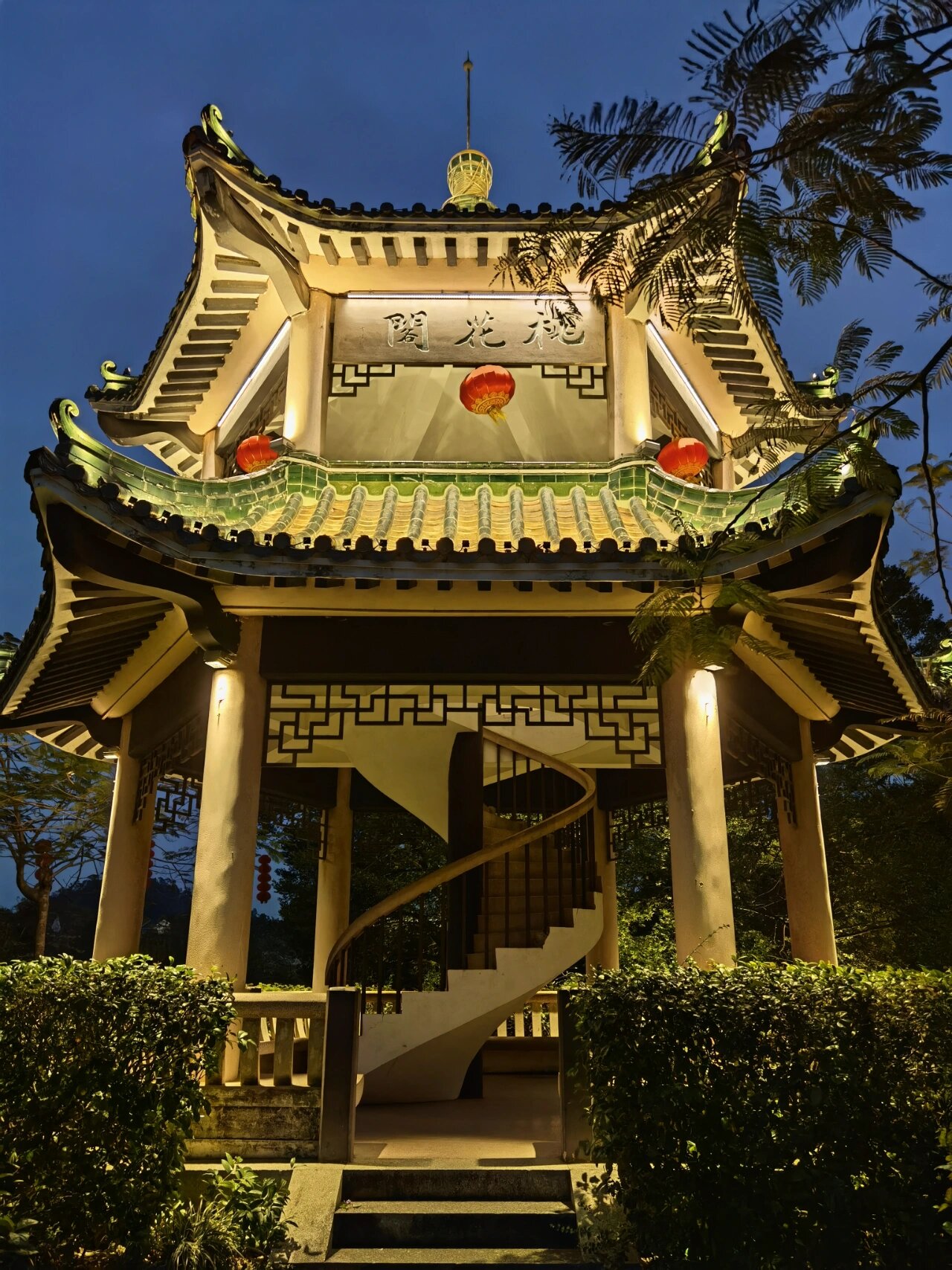 夜游新会的玉湖公园
