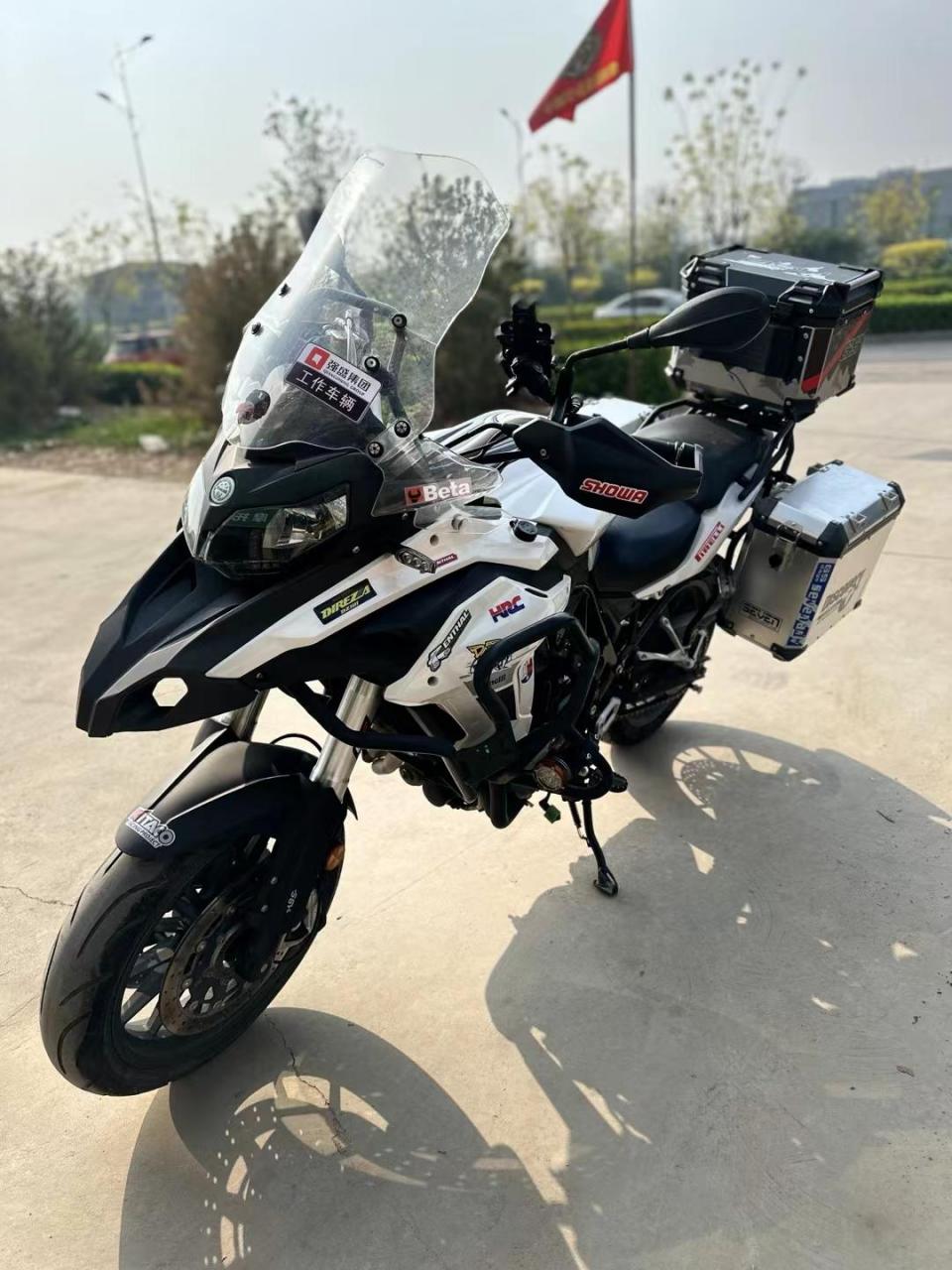 17年贝纳利502,行驶1.6万公里,一手户,价格14800