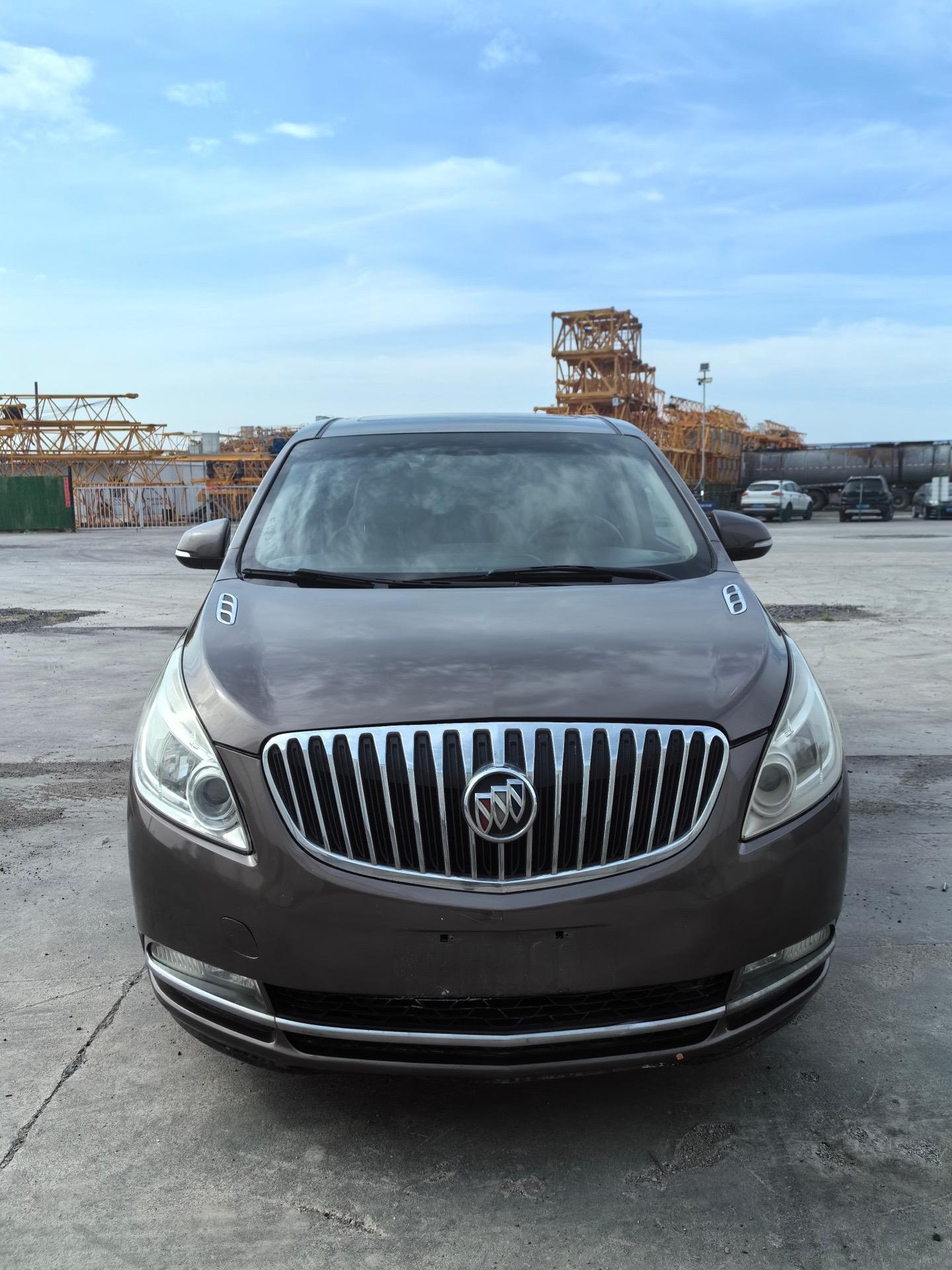 全款6万多,加装电动门 新到13年别克gl8 ,2