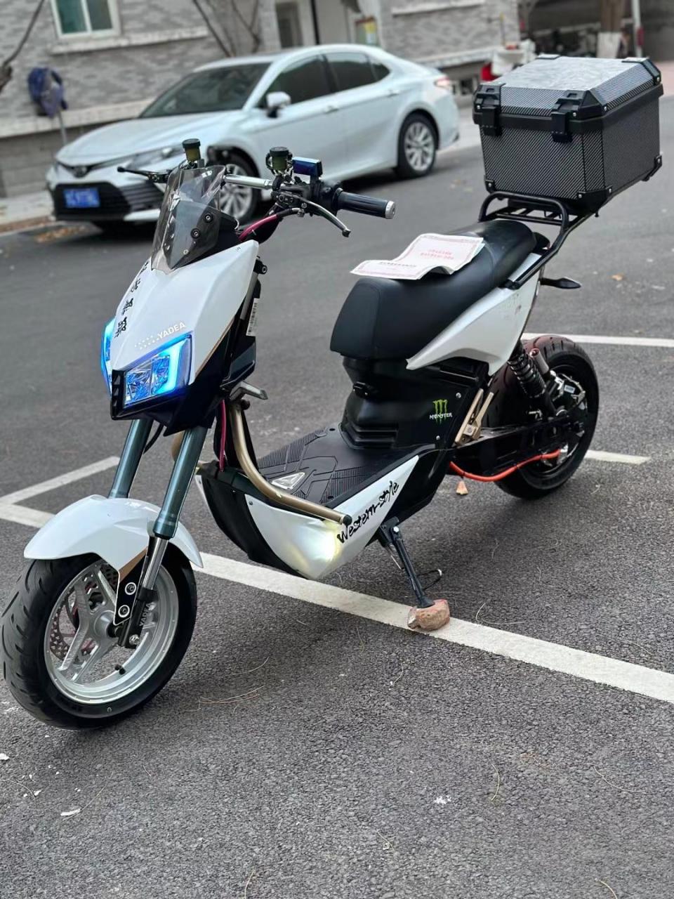 拿下极品雅迪白金x5.