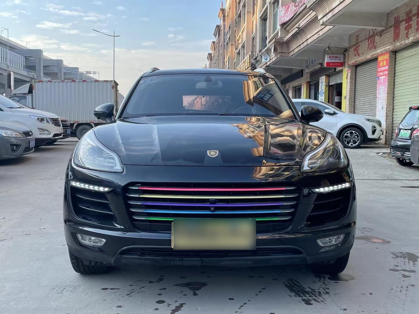 2018年8月国产保时捷-众泰sr9,2.0t自动档出2.