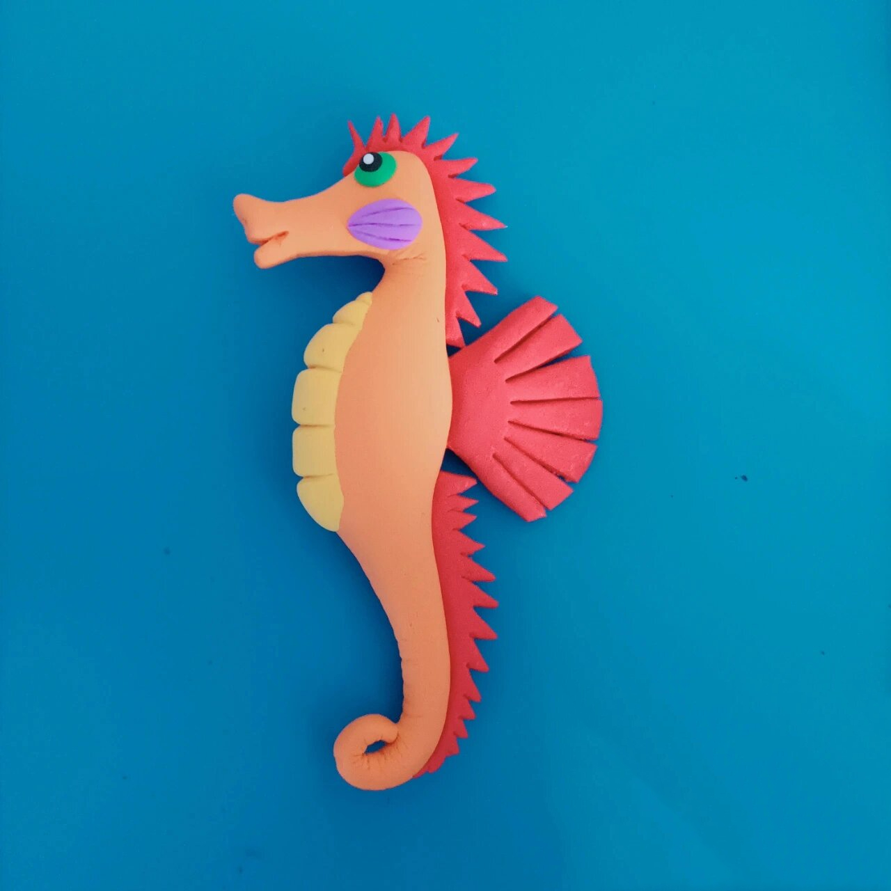 粘土小动物制作过程(海马)