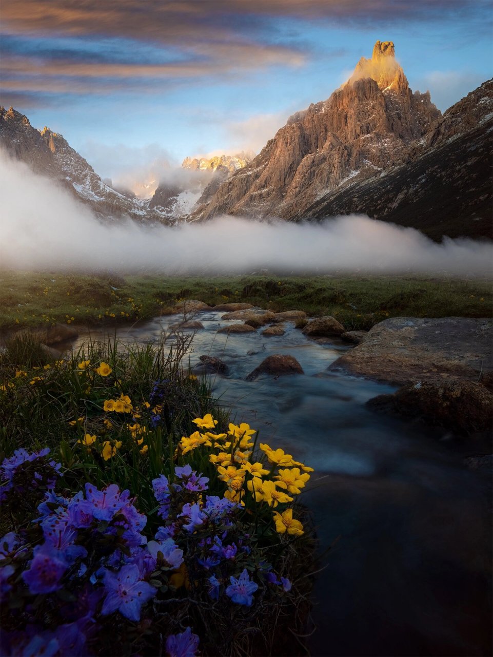 巴颜喀拉山脉 这是国内我最喜欢的徒步线路,连续走