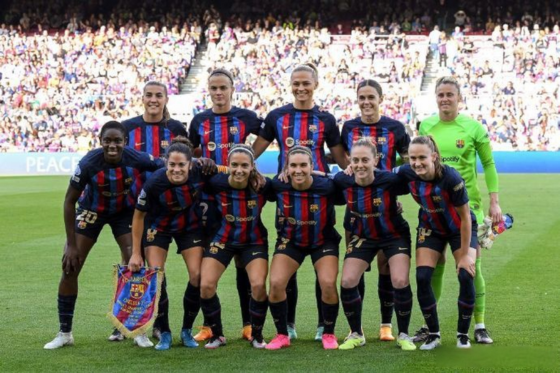 北京时间6月3日晚22:00,巴塞罗那女足与沃尔夫斯堡女足将埃因霍温