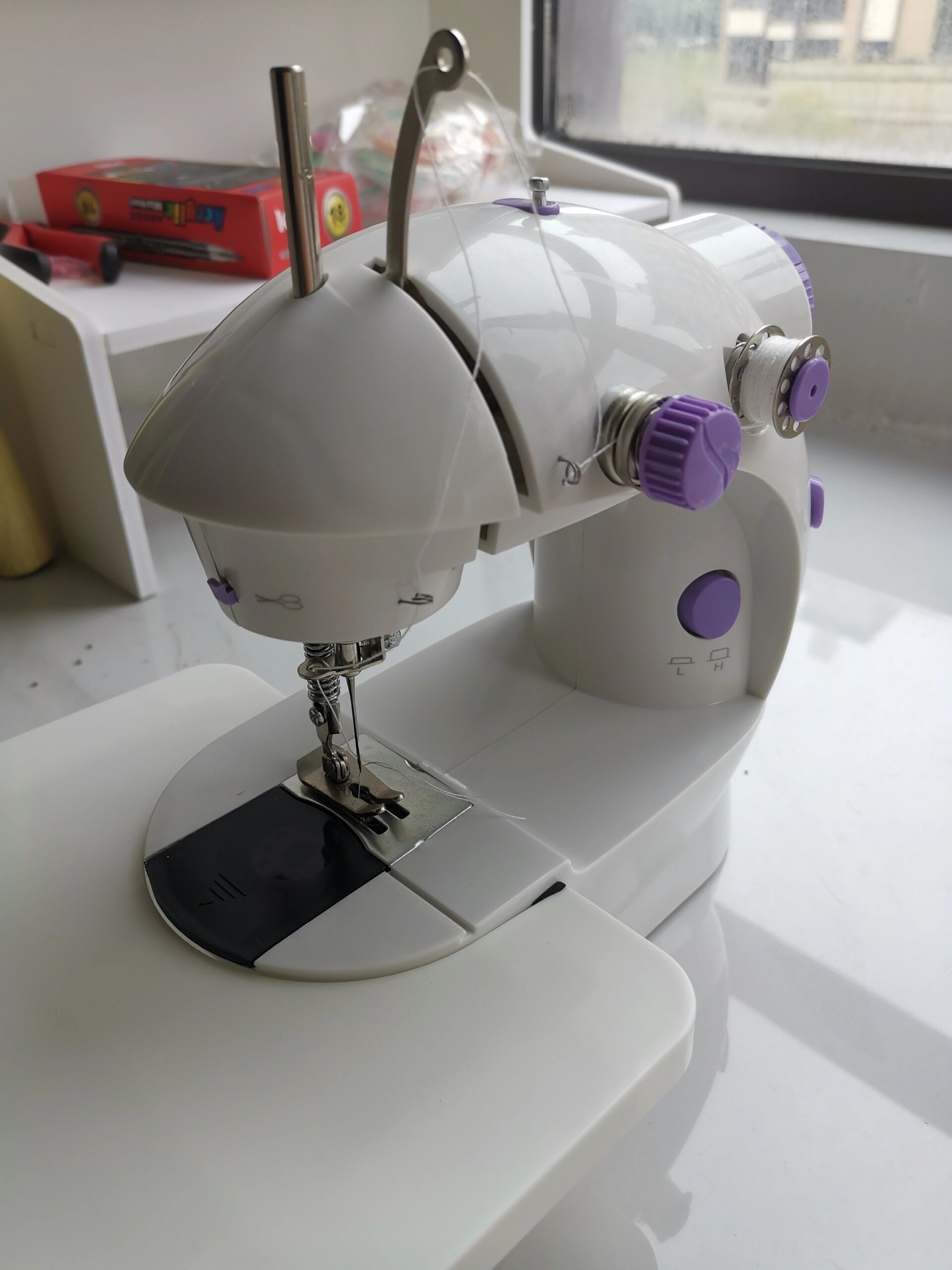 迷你缝纫机 纠结了好久终于入手了98 姐妹们!