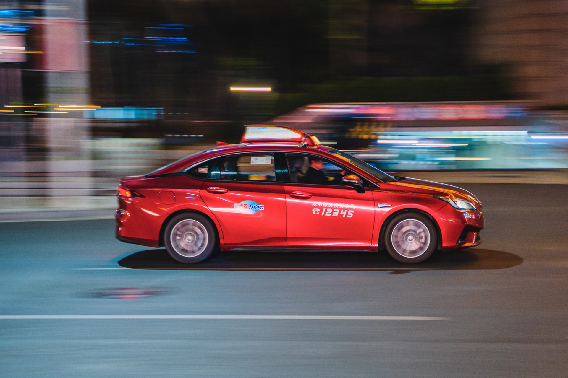 追焦摄影 | 的士战队 广州出租车的颜色是彩虹系96