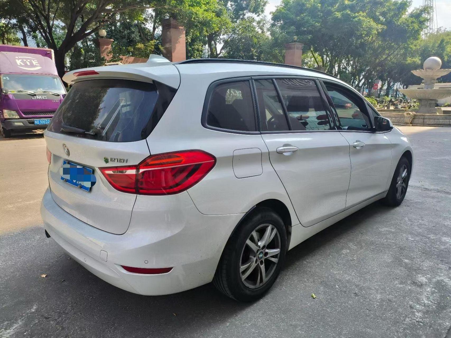 宝马218i进口7座mpv.进口宝马2系  7座  多功能旅行 17年上牌,1.