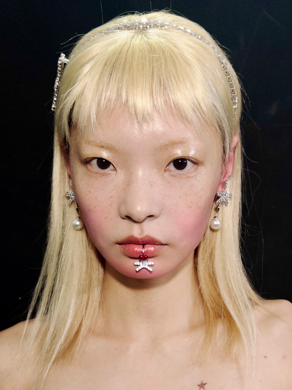 shushutong羞涩少女的红晕 shushu tong 3836383aw 化妆/clive.