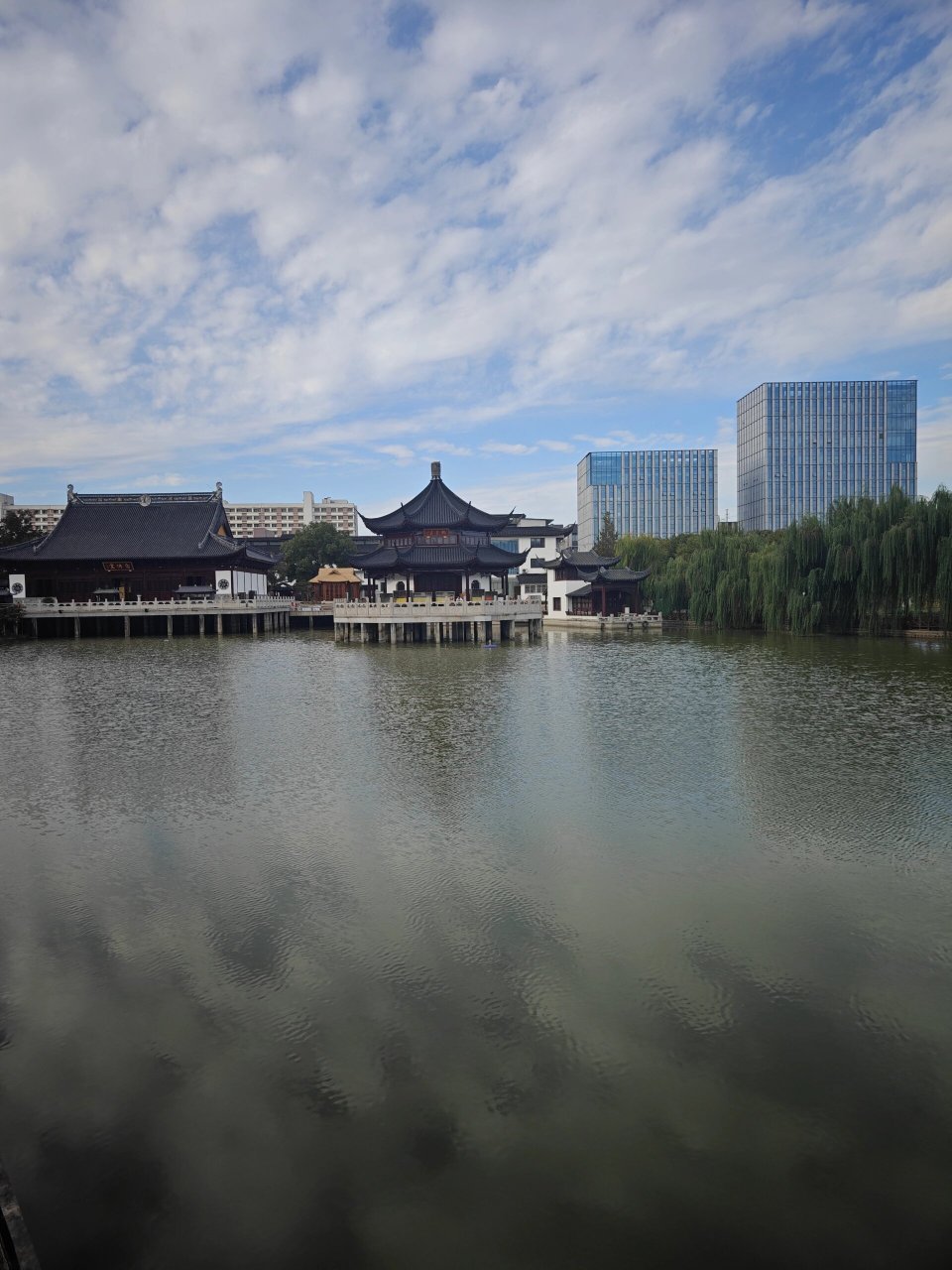 苏州小众景点 白鹤寺 依山而建 基本没有什么游客 很清幽的地方 上面