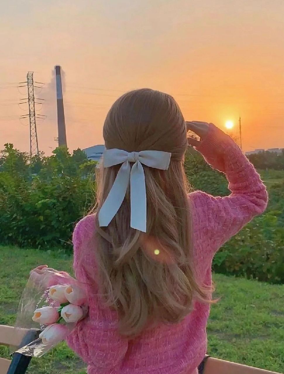 图片分享#温柔背影杀 感情再深,恩义再浓的朋友,天涯远隔,情义,终将