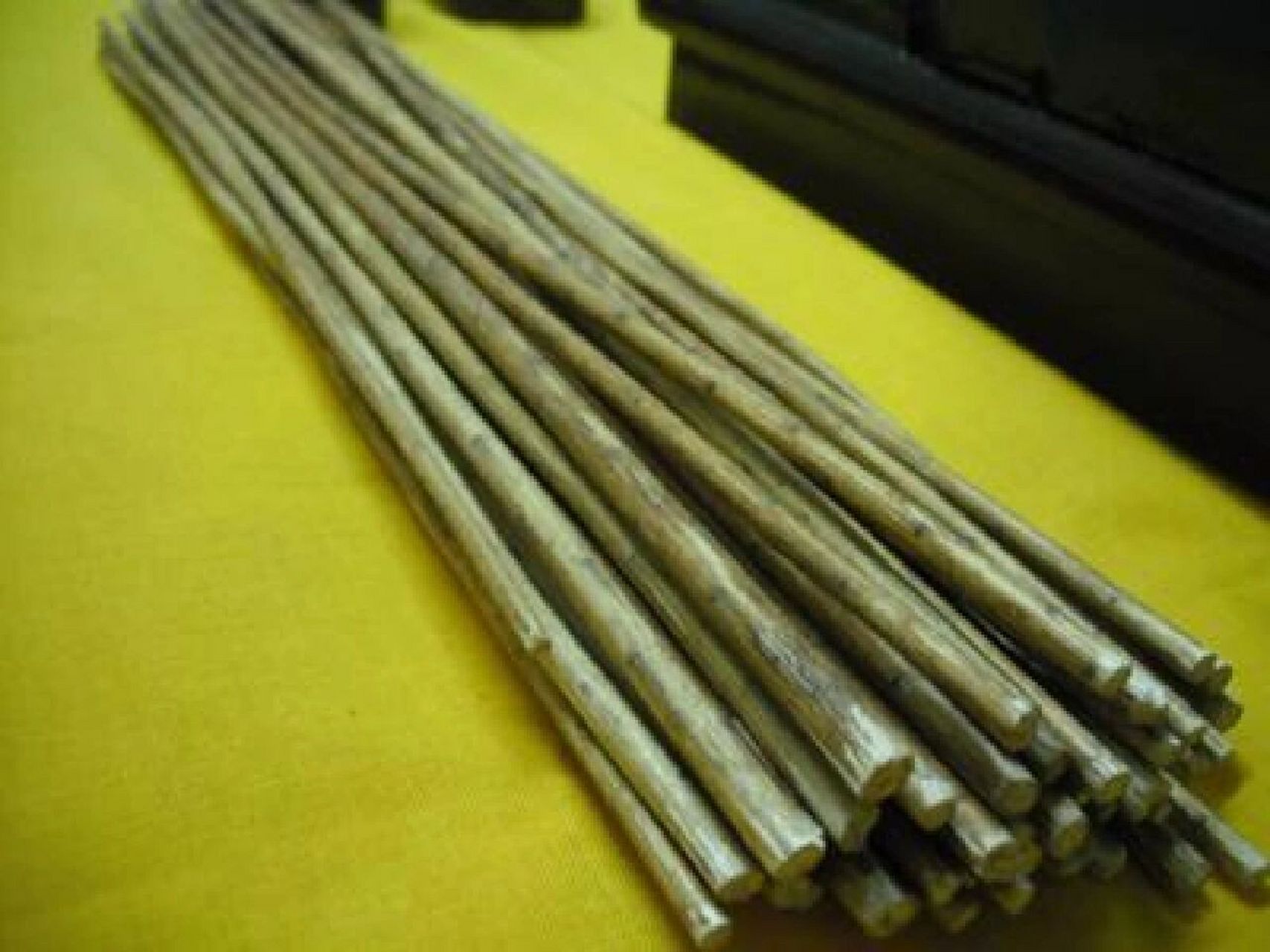 周易基础知识周易起卦之蓍草揲蓍法 ★  蓍草揲蓍法又称大衍筮法,筮与