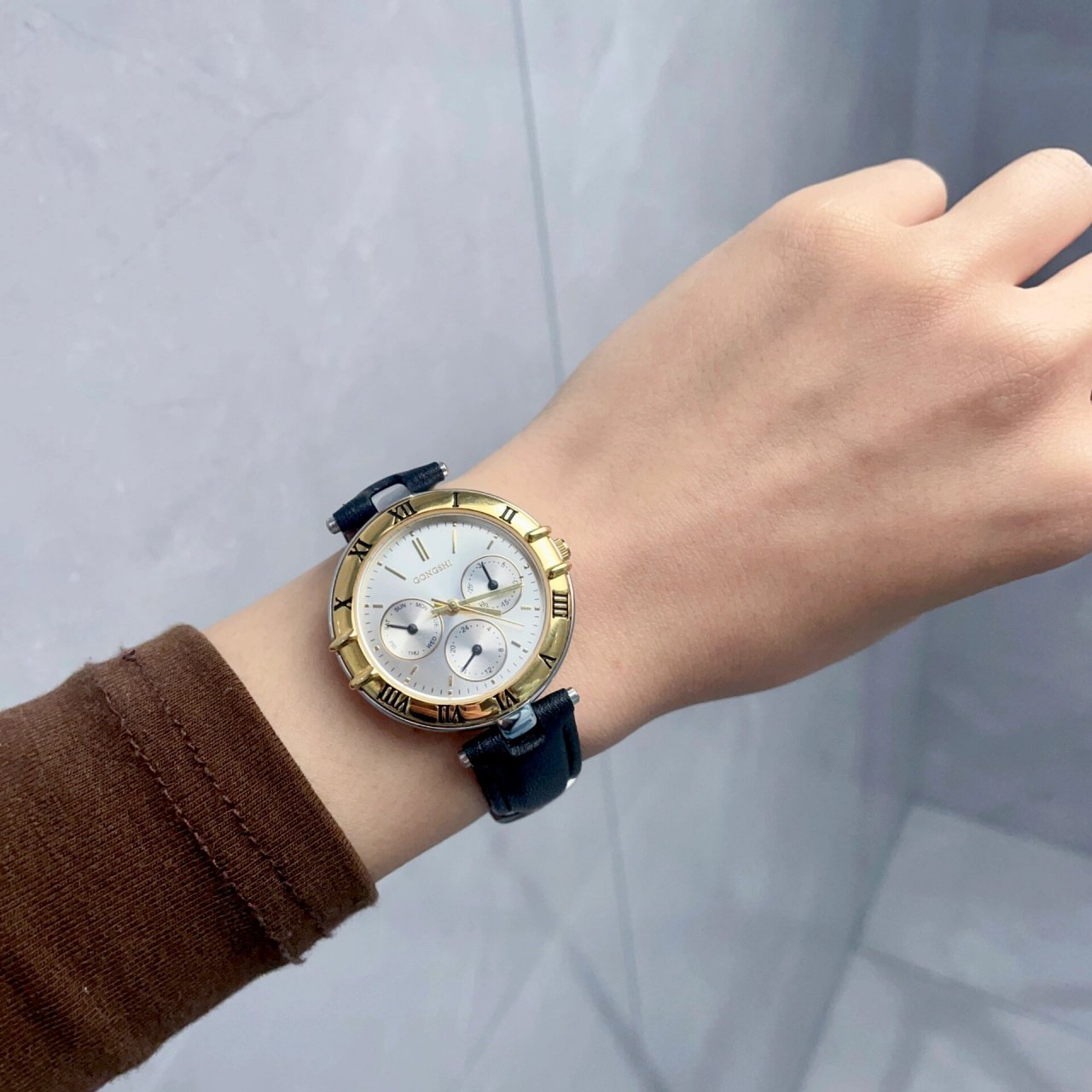 经过岁月沉淀的好表 老国货宫狮牌 九零年代老国货手表,时尚大气宫狮