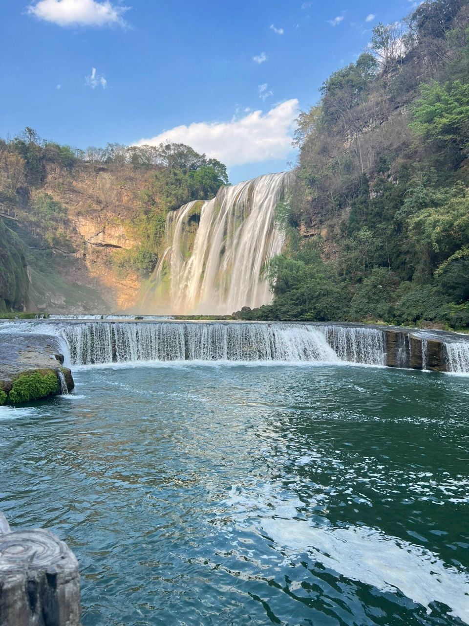 课本上的黄果树瀑布