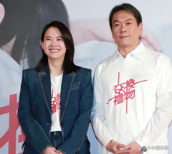 曾宝仪和林明谦,这对大学时代的初恋情侣,真是让人羡慕啊!