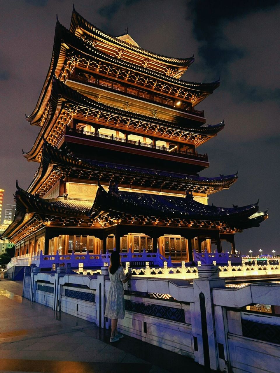 三街两巷夜景好美