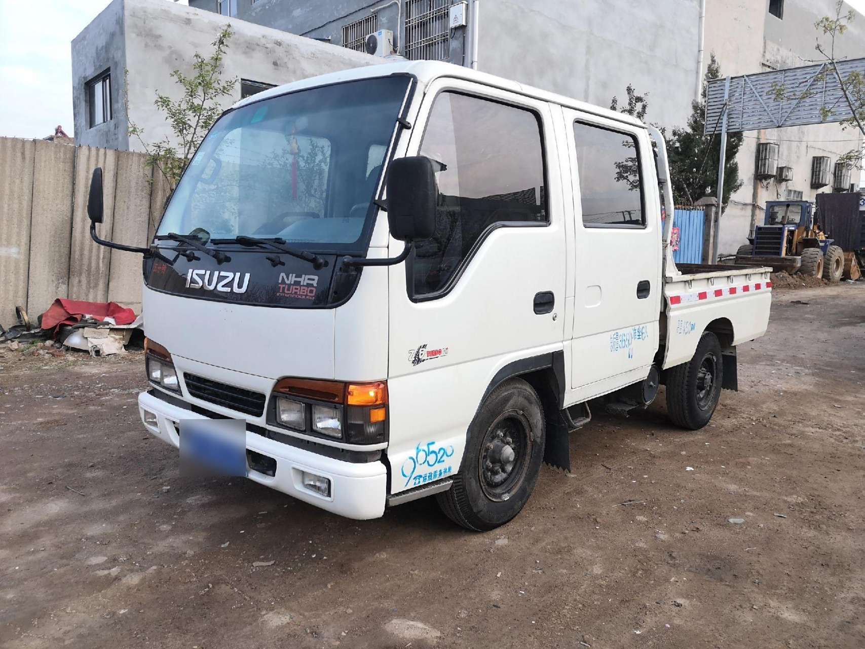 新到单位退役经典版五十铃双排小货车一台,2.