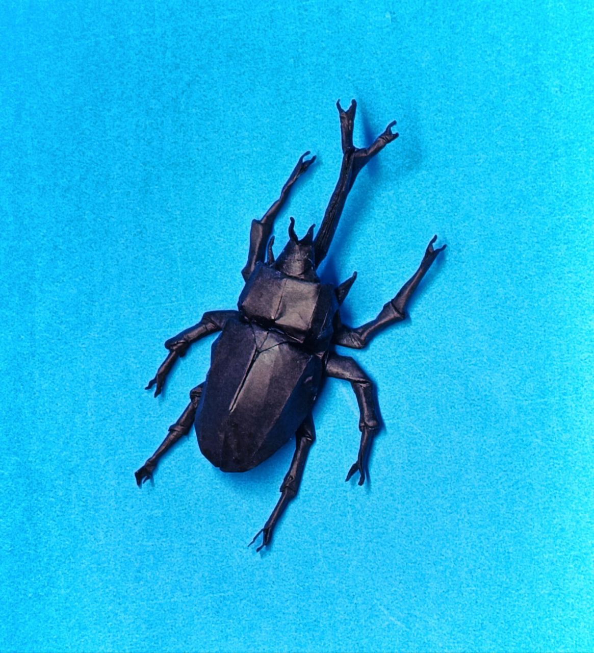 折纸教程——大独角仙 用纸:35cm52g生态纸 设计:罗伯特朗 折制:执纸