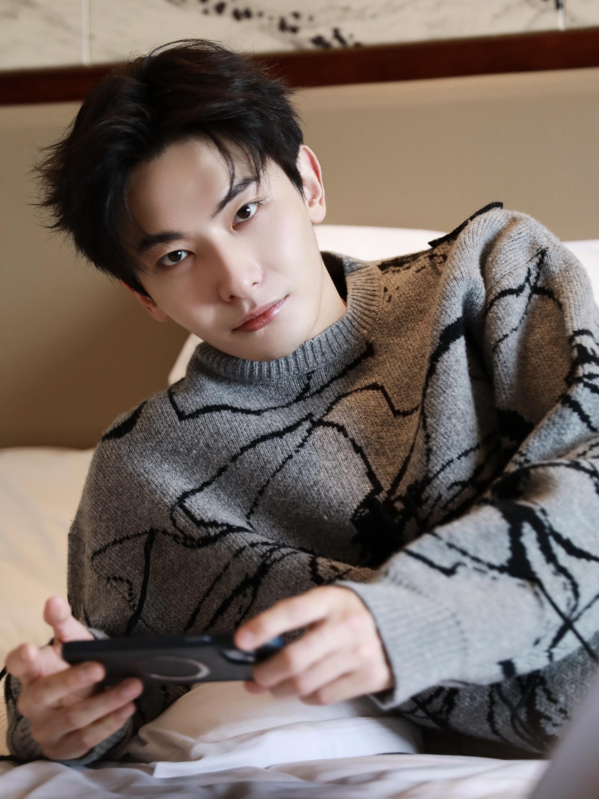 王瑞昌 下班了没?一起打游戏等你开排