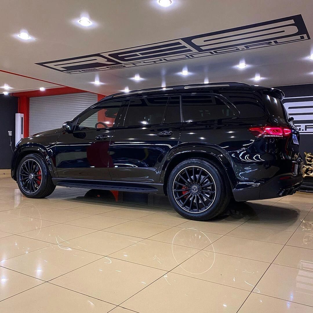 奔驰 mercedes-amg gls 63黑武士