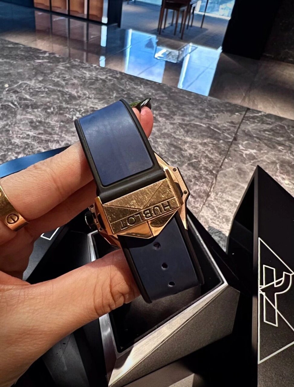 炸眼当属宇舶刺青二代全球限量100枚 型号418.0x.