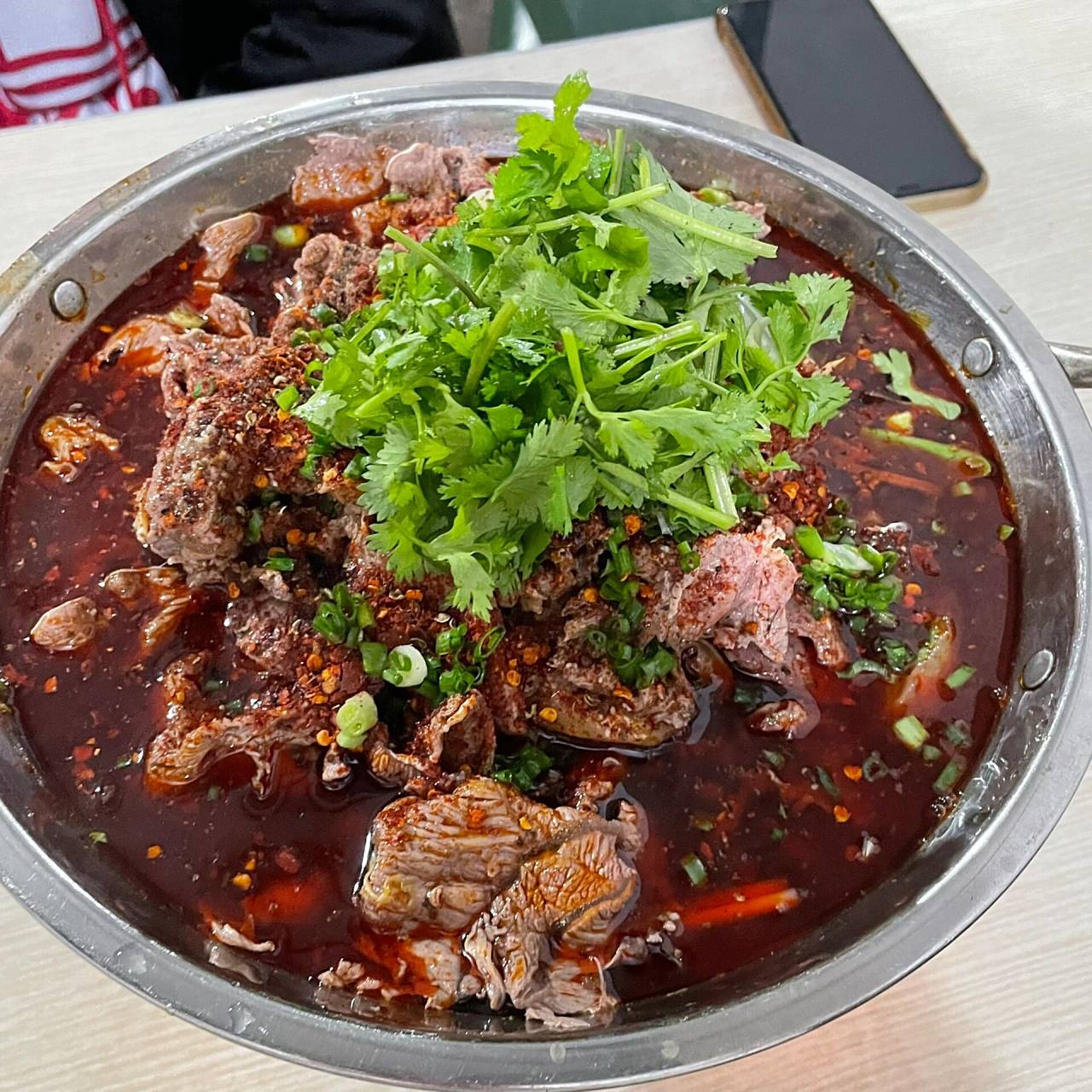 乐山打卡|一周吃两次的鲜烧牛肉90 位于牟子镇上的一家鲜烧牛肉店