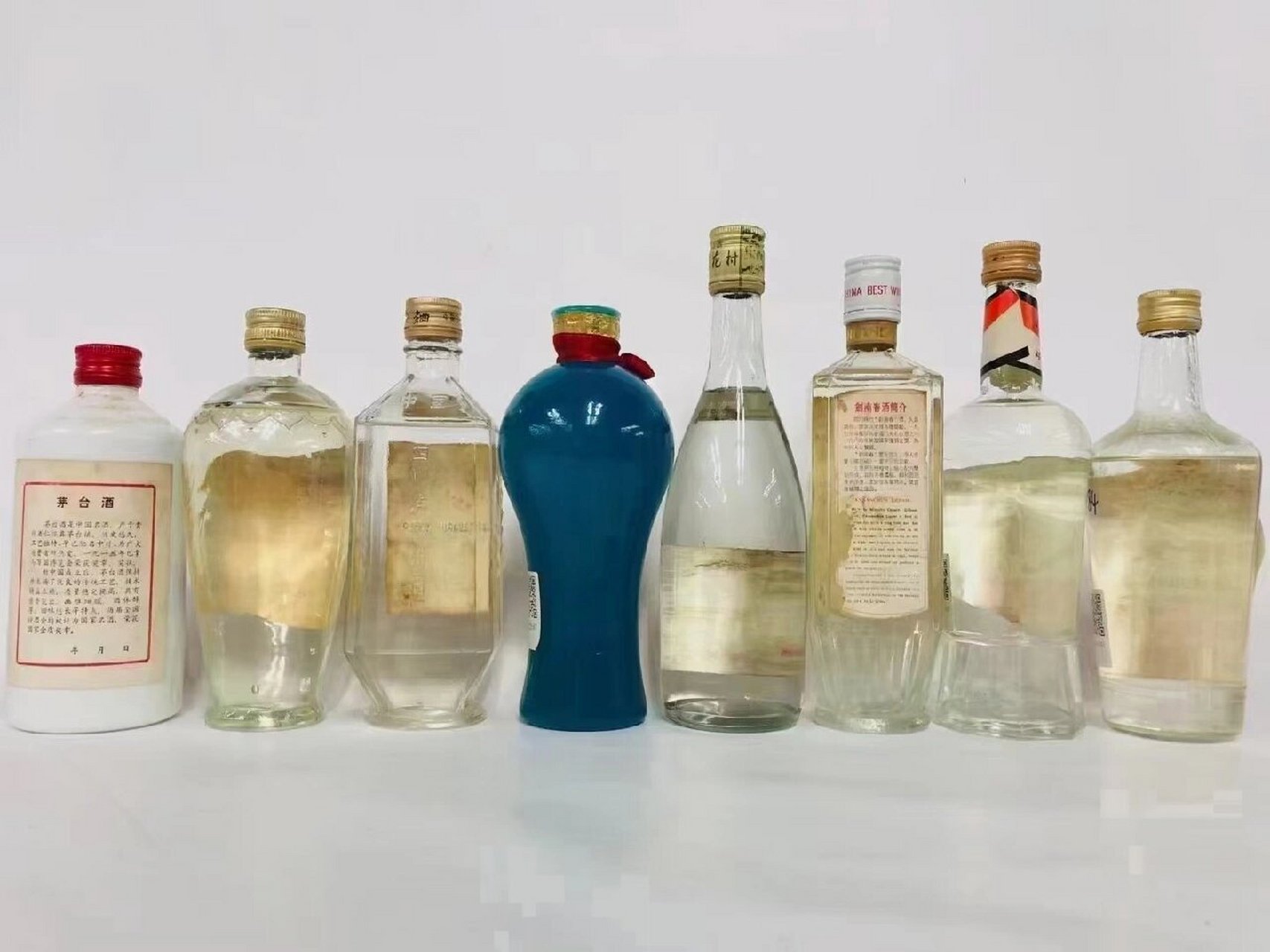 八十年代中国八大名酒老酒套装 80年代八大名酒套装 集齐一套实属不易