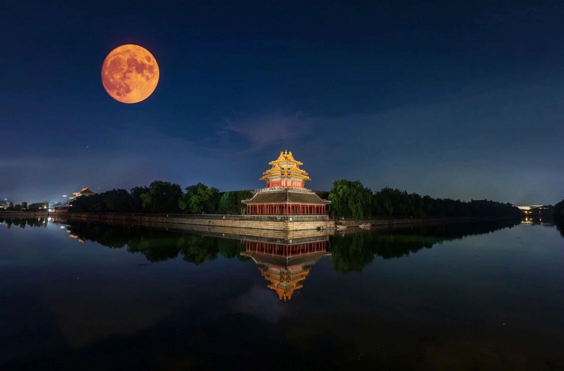 北京今晚月亮图片图片