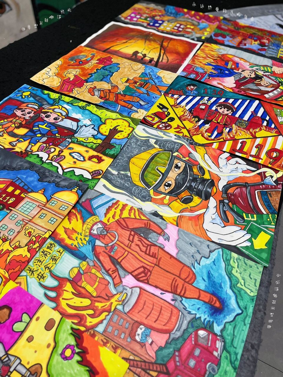 消防03儿童画,学生参赛作品 马克笔手绘 各别作品用到了水粉!