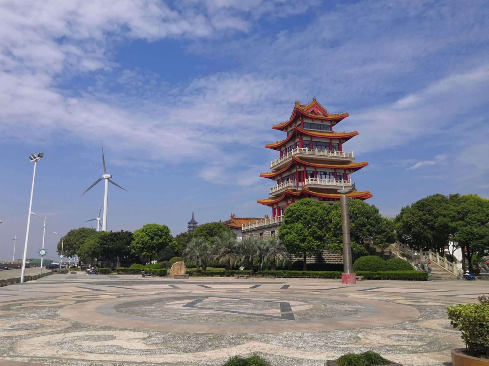 上海奉贤·渔人码头 离上海市区约60公里处的奉贤区海湾镇,邻近奉贤