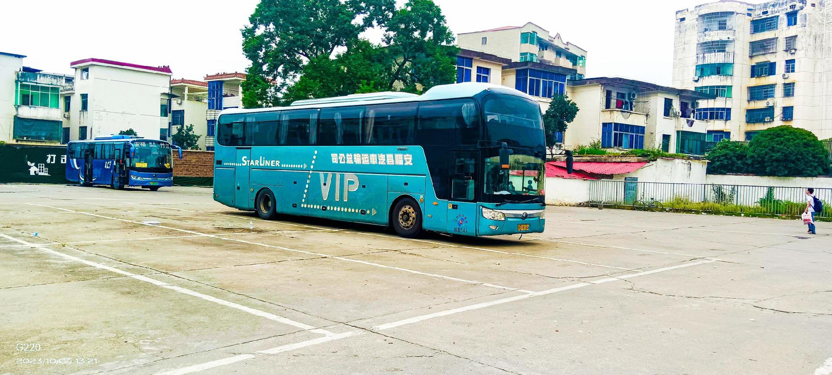 宇通zk6126hqy5y 54座