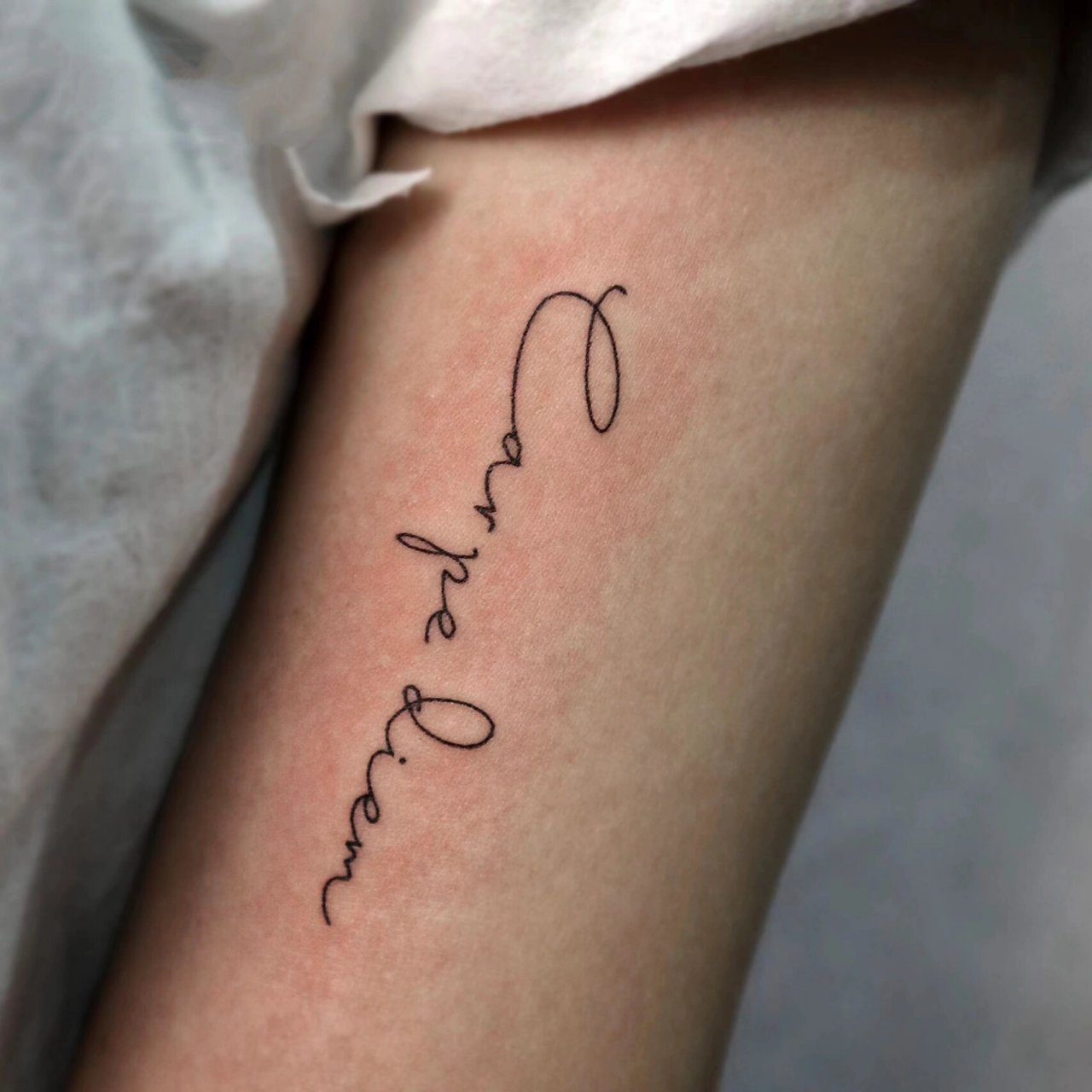 diem7515活在当下·及时行乐 7215客定拉丁文小字母 	 纹身师