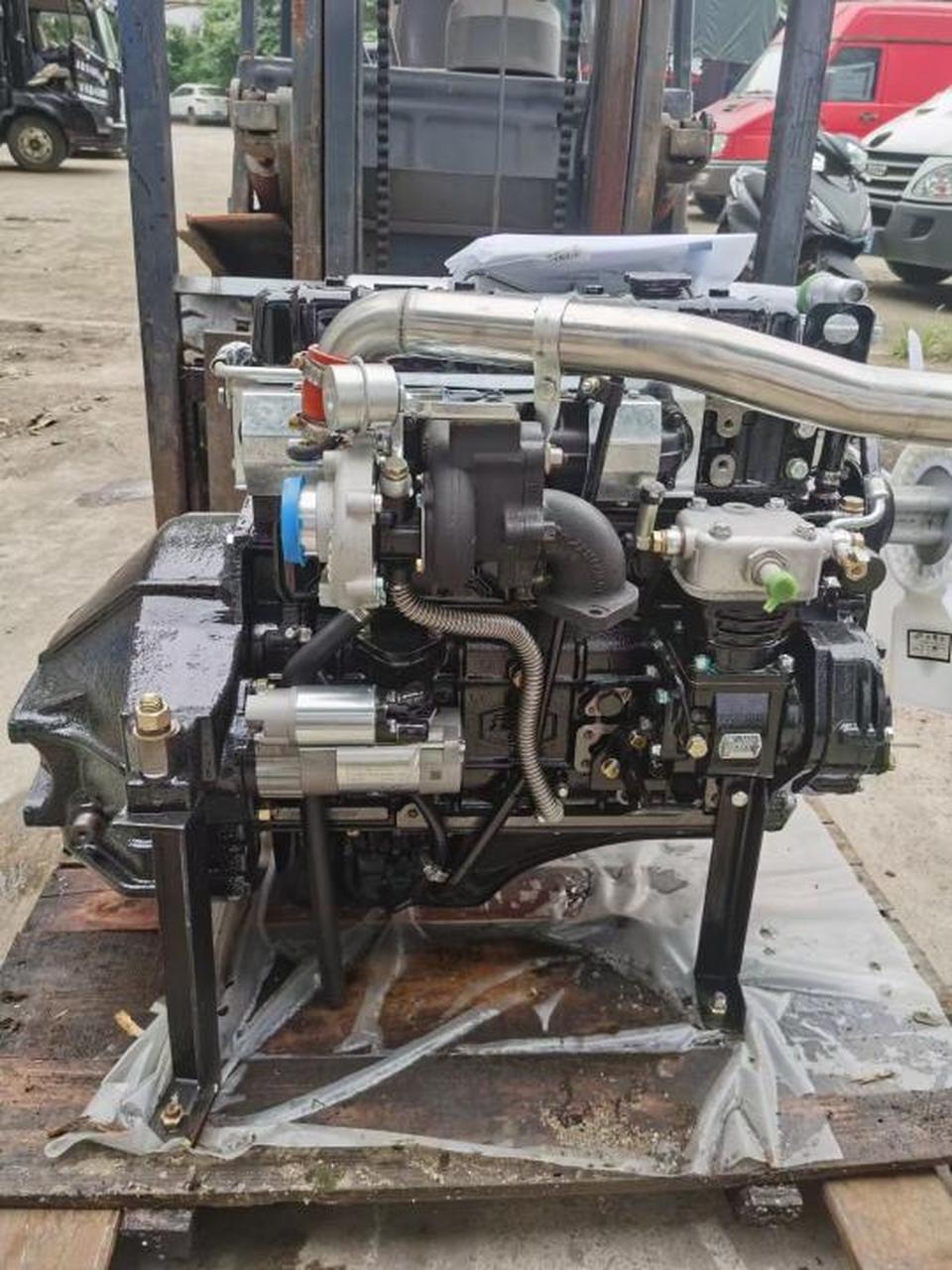 扬柴 yz4da2-40国四发动机4102配件 起动机 减速起动机