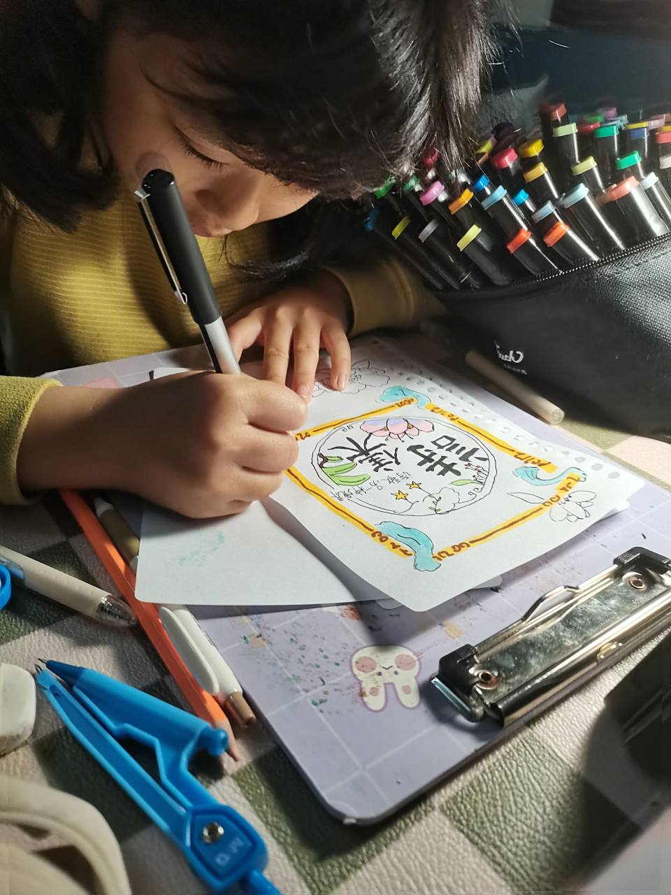 诗集封面绘画 诗集封面绘画,四年级语文作业