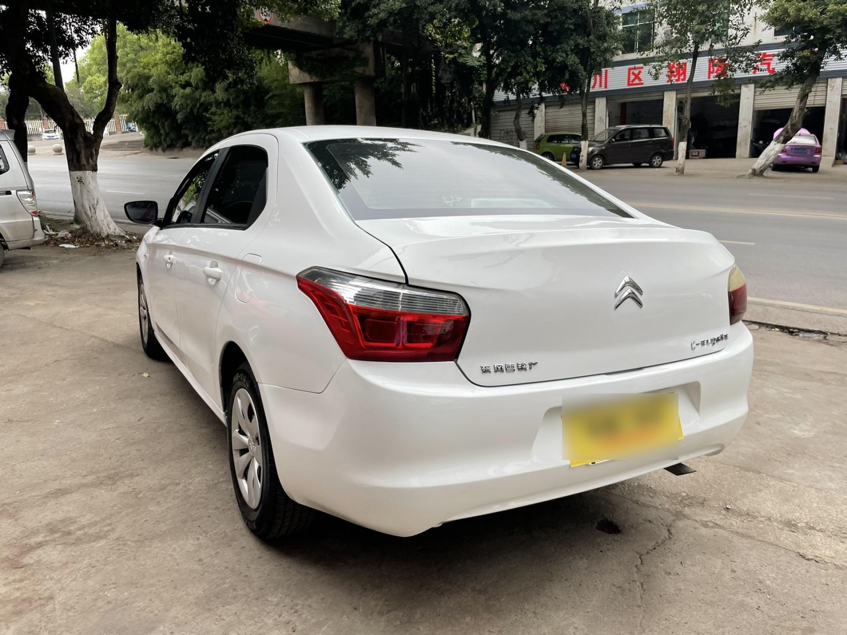 15年爱丽舍1.6自动挡,练手代步车.新到15年个人一手雪铁龙爱丽舍 1.