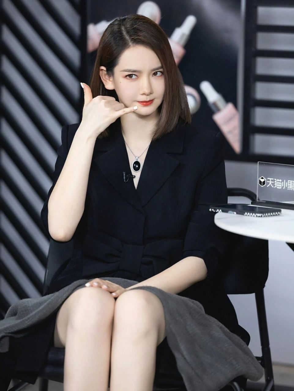 戚薇好像一直都是这款发型 戚薇短发还挺好看的#株洲一刀切王子