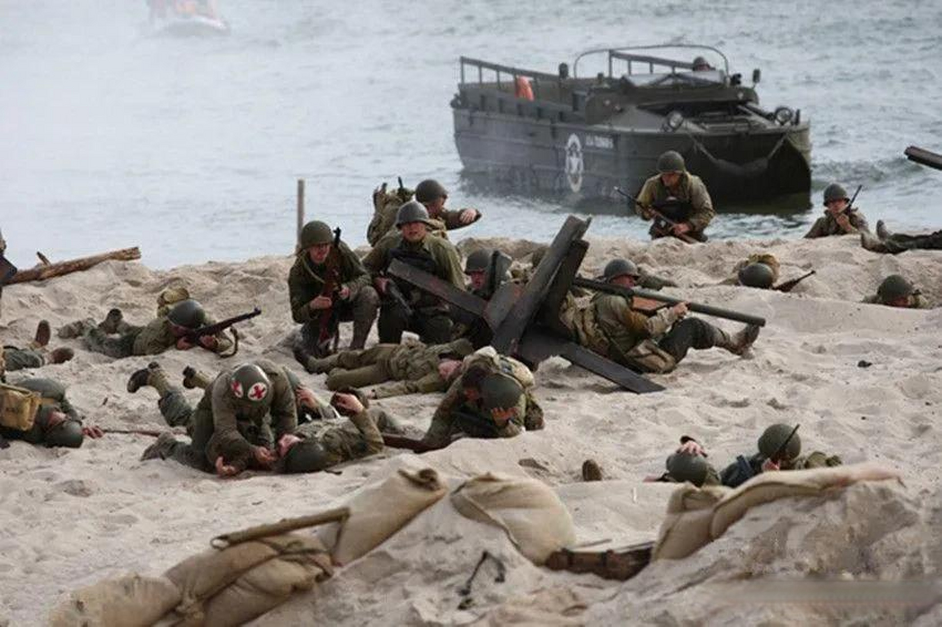 战争秘闻:登陆战中的神秘电波  1944年6月6日,盟军在法国诺曼底进行了