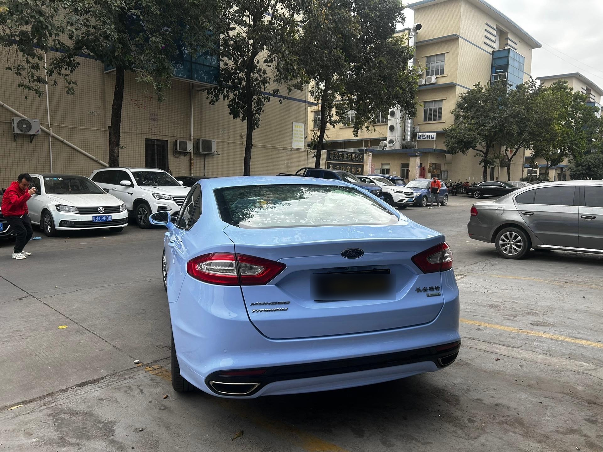 蒙迪欧改色怎么选? pet迷雾蓝安排