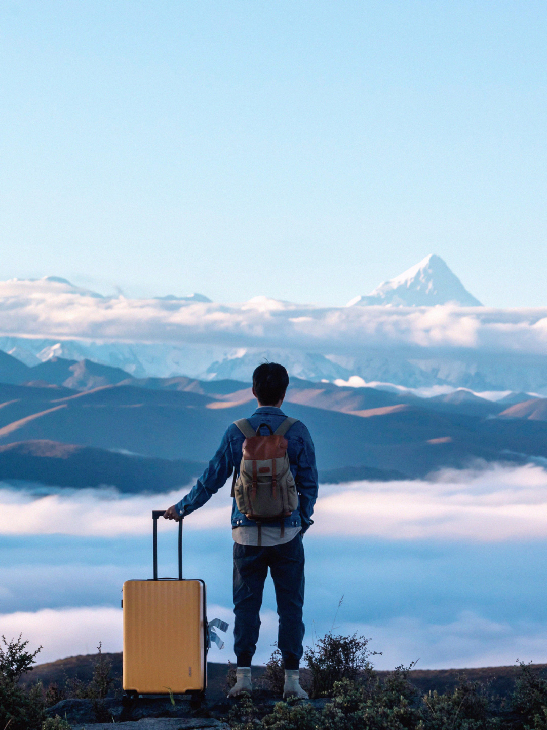 适合旅行的图片大全旅行照片男背景旅行者图片男人旅行唯美图片旅行者