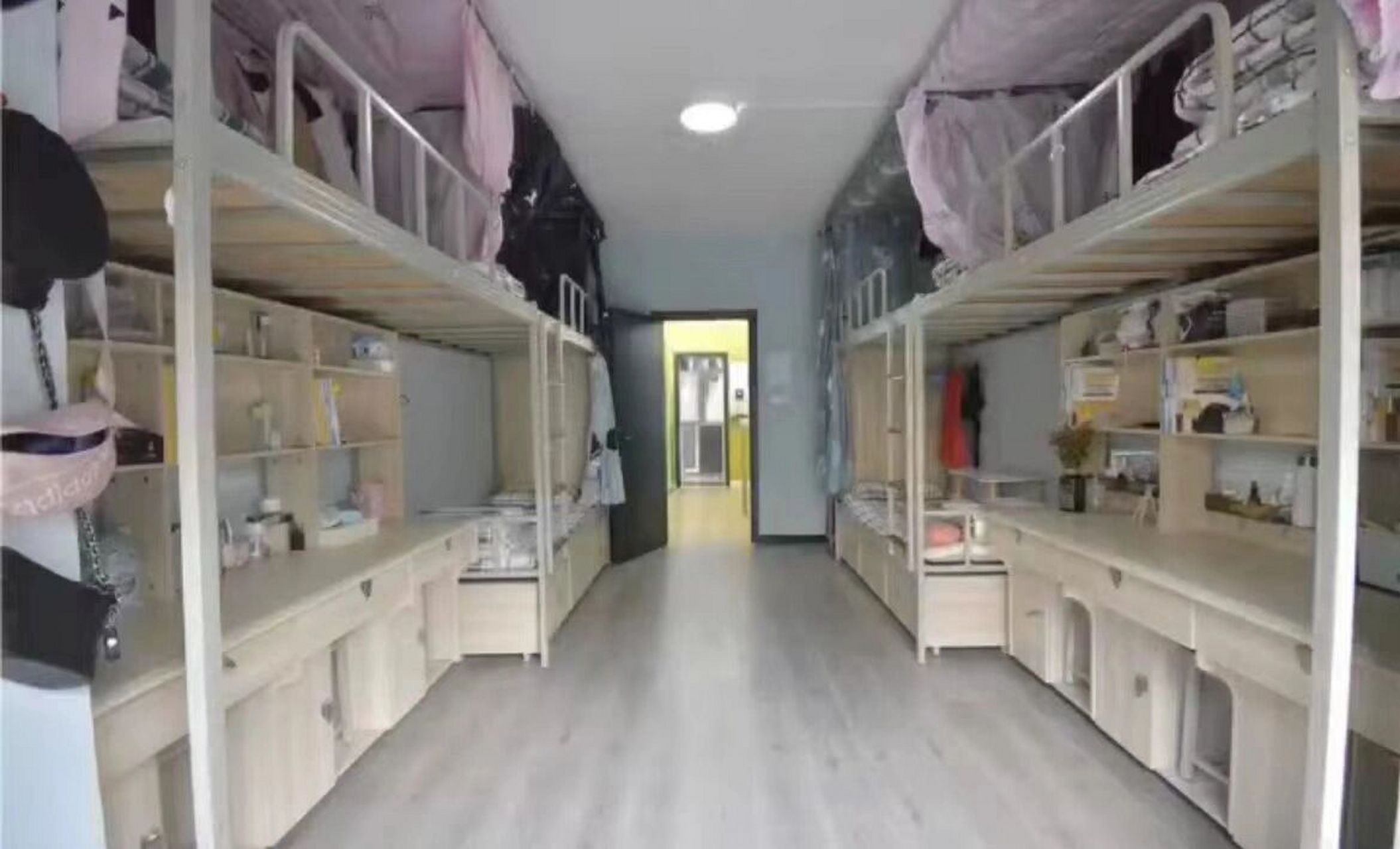 武汉长江职业学院寝室图片