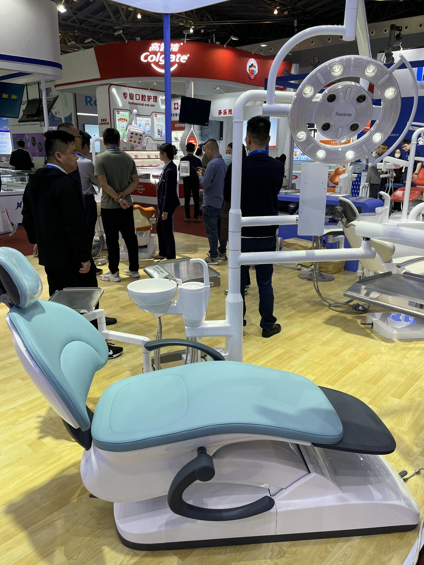牙科椅 suntem盛田/牙科椅专业工厂