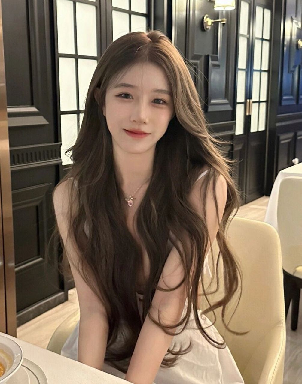 深圳染发奶茶灰棕色2022显白发色|太美啦仙女发色奶茶灰棕色,巨巨巨