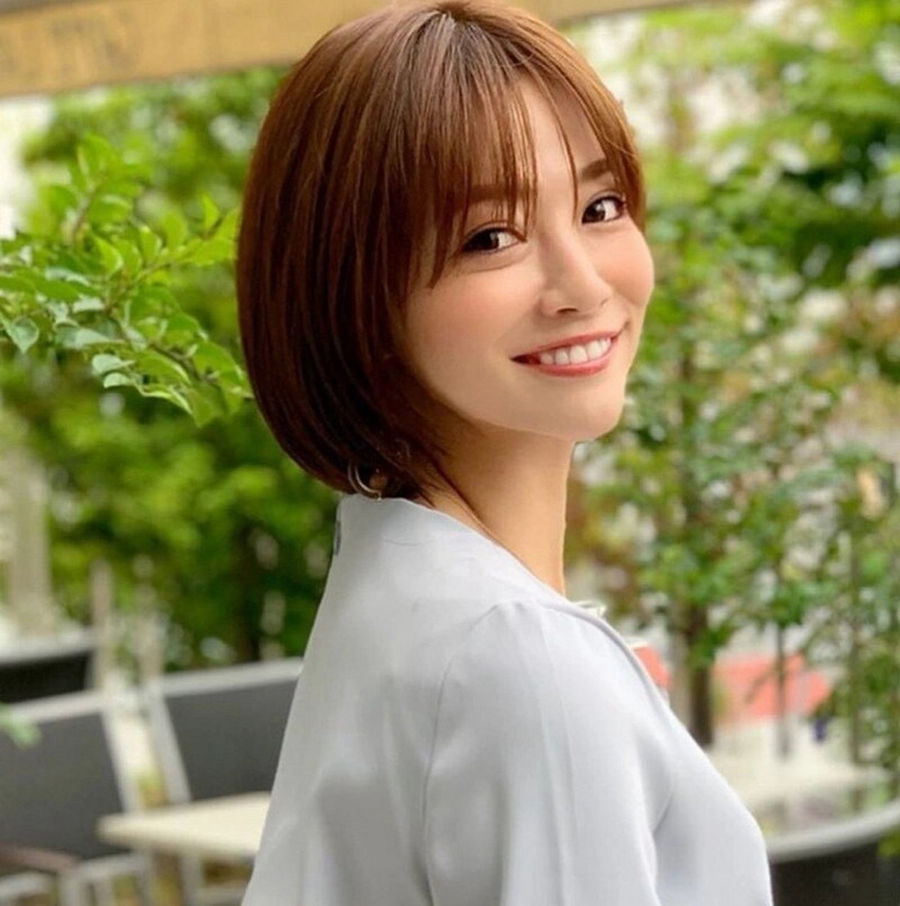 适合女生9款 2022流行短发 9款流行的韩式短发造型 找了些长度适合大