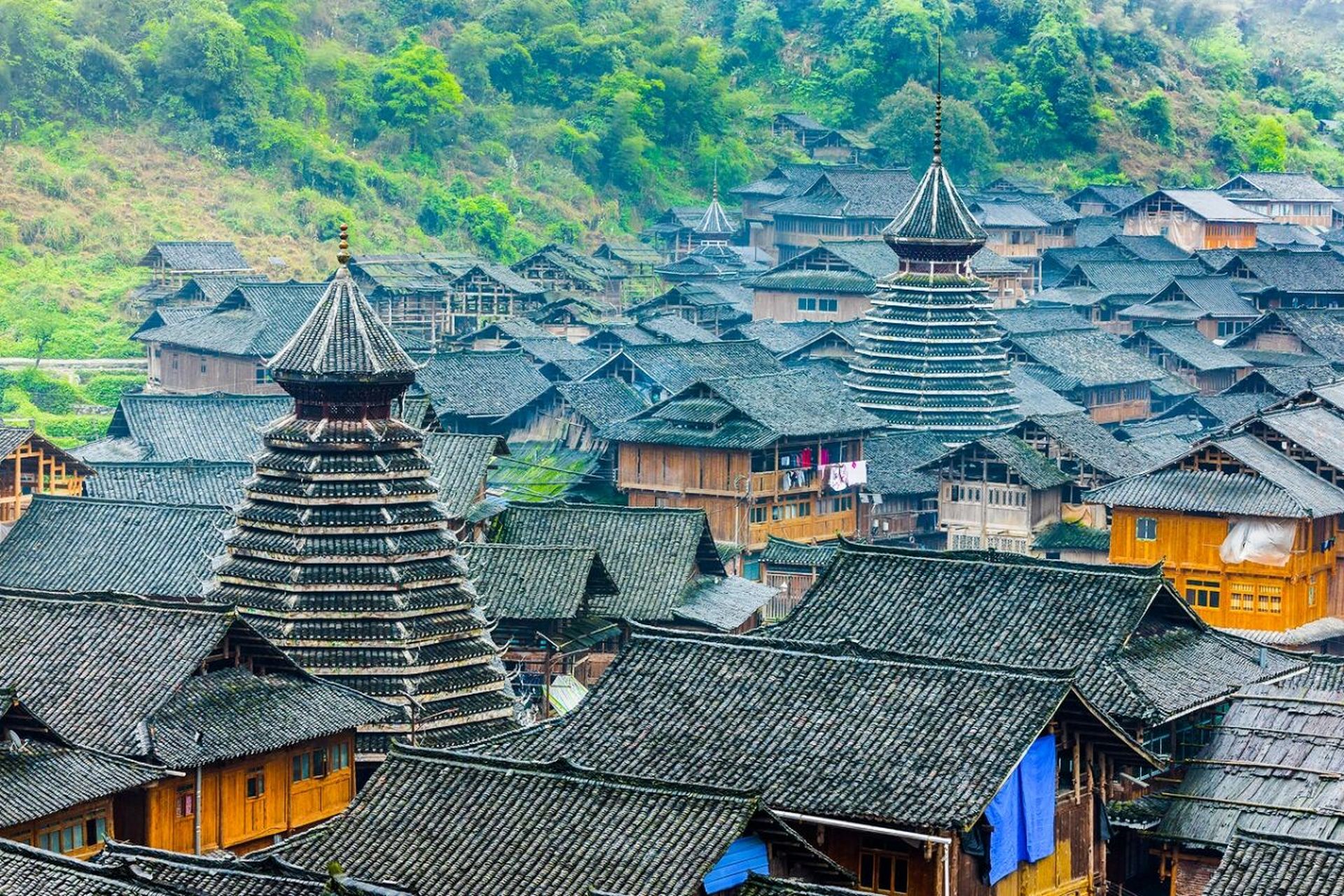 一般的旅游团很少会安排黄岗侗寨,因为到了黔东南的榕江从江黎平一带