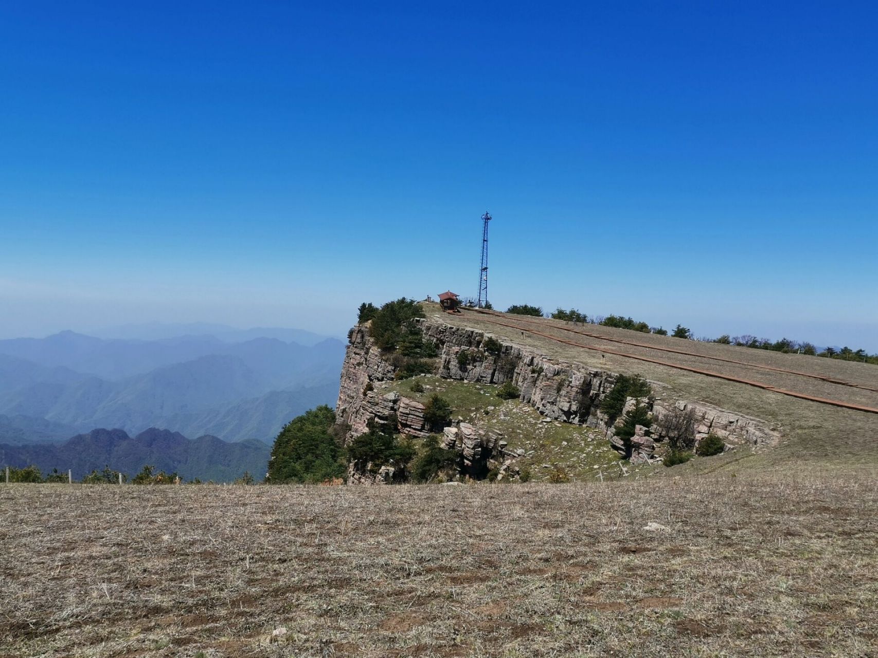 中条山之巅～舜王坪 历山,中条山脉东段,位于山西南部,最高峰舜王坪