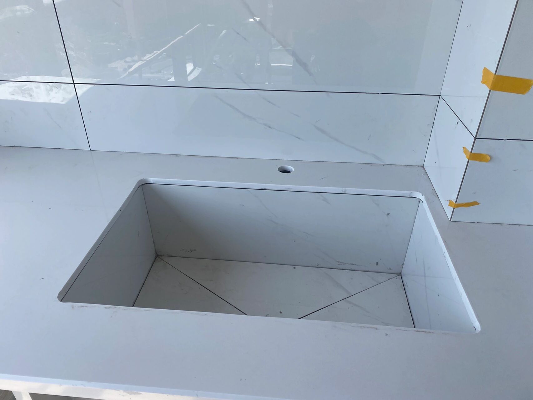 泥工师傅手砌的阳台洗衣水池太喜欢了!