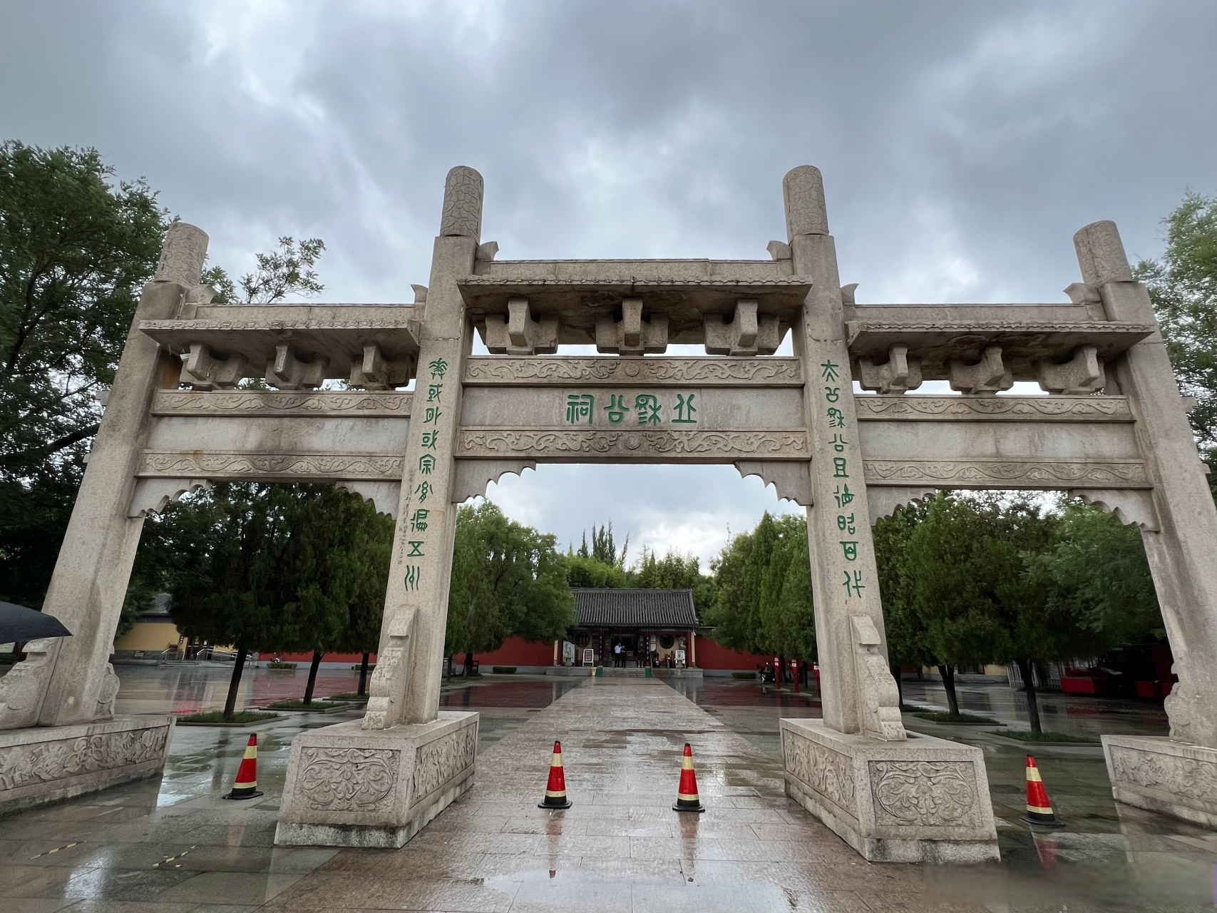 姜太公祠  尤记得《封神榜》那段经典台词:姜尚,人间沧桑,任重而道远