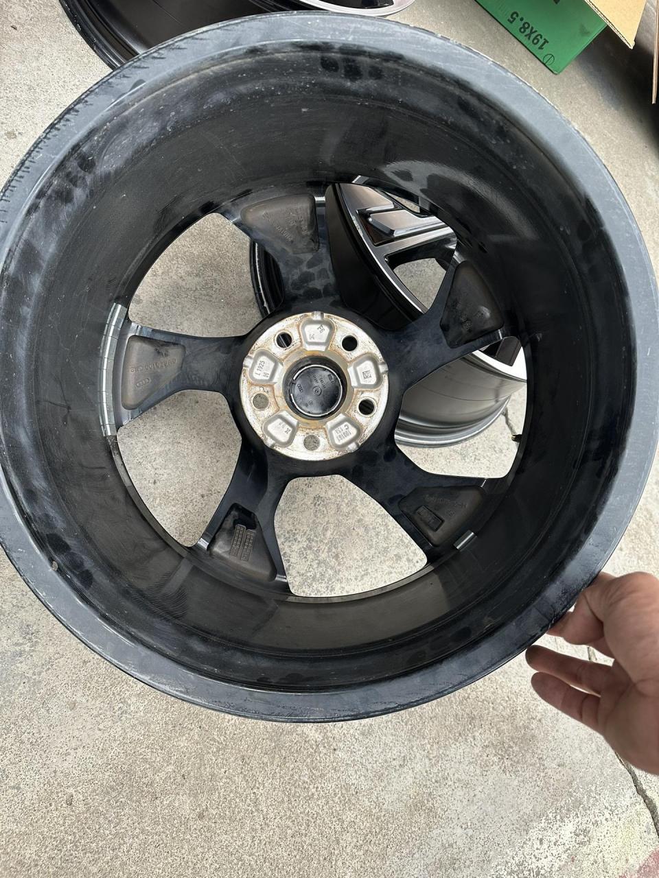 奥迪A4L轮毂ET数据(奥迪a4bbs轮毂)