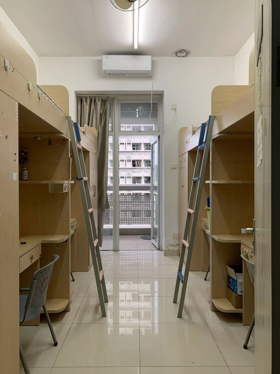 联合大学宿舍图片