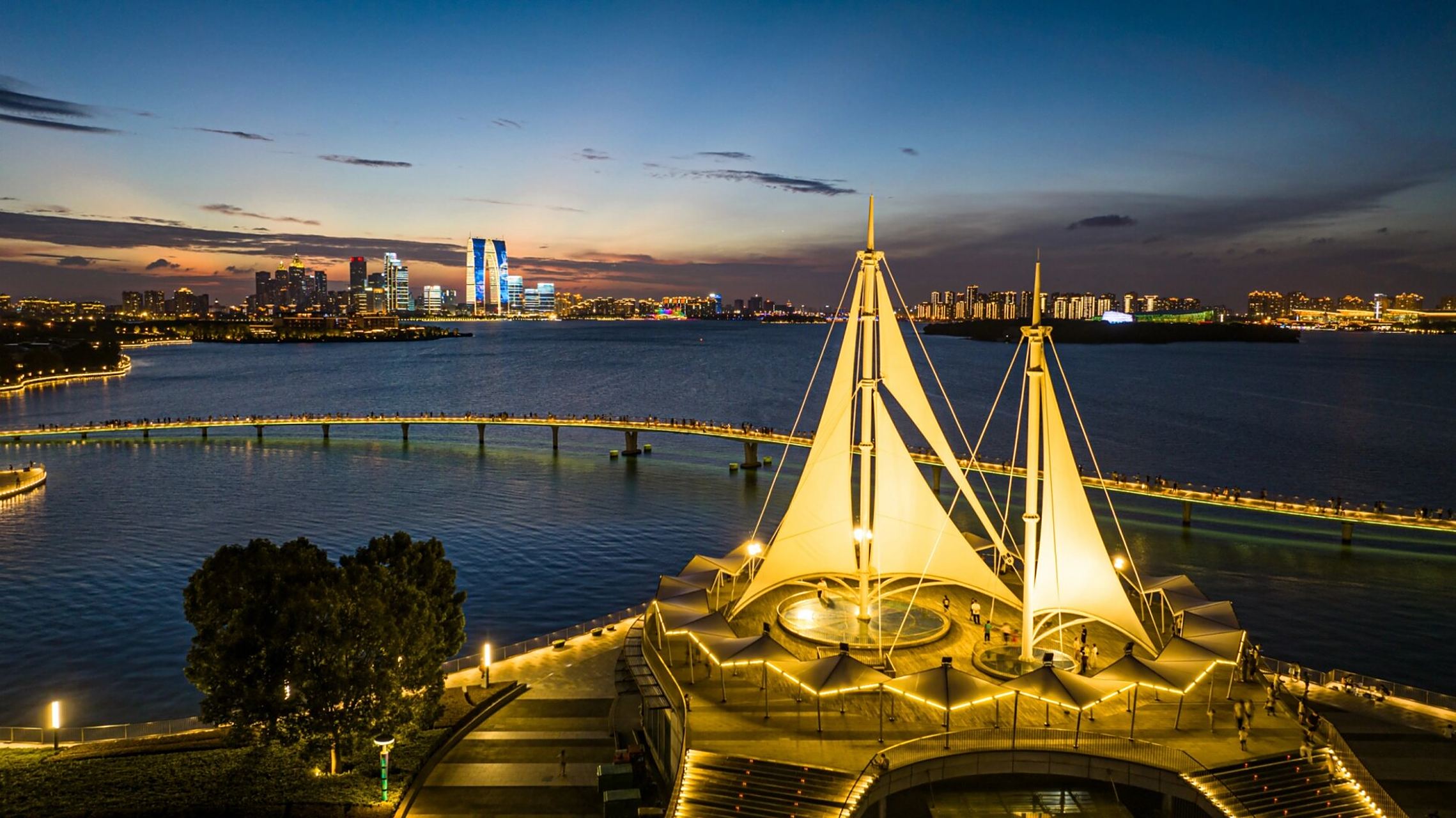苏州|金鸡湖金水湾栈桥夜景