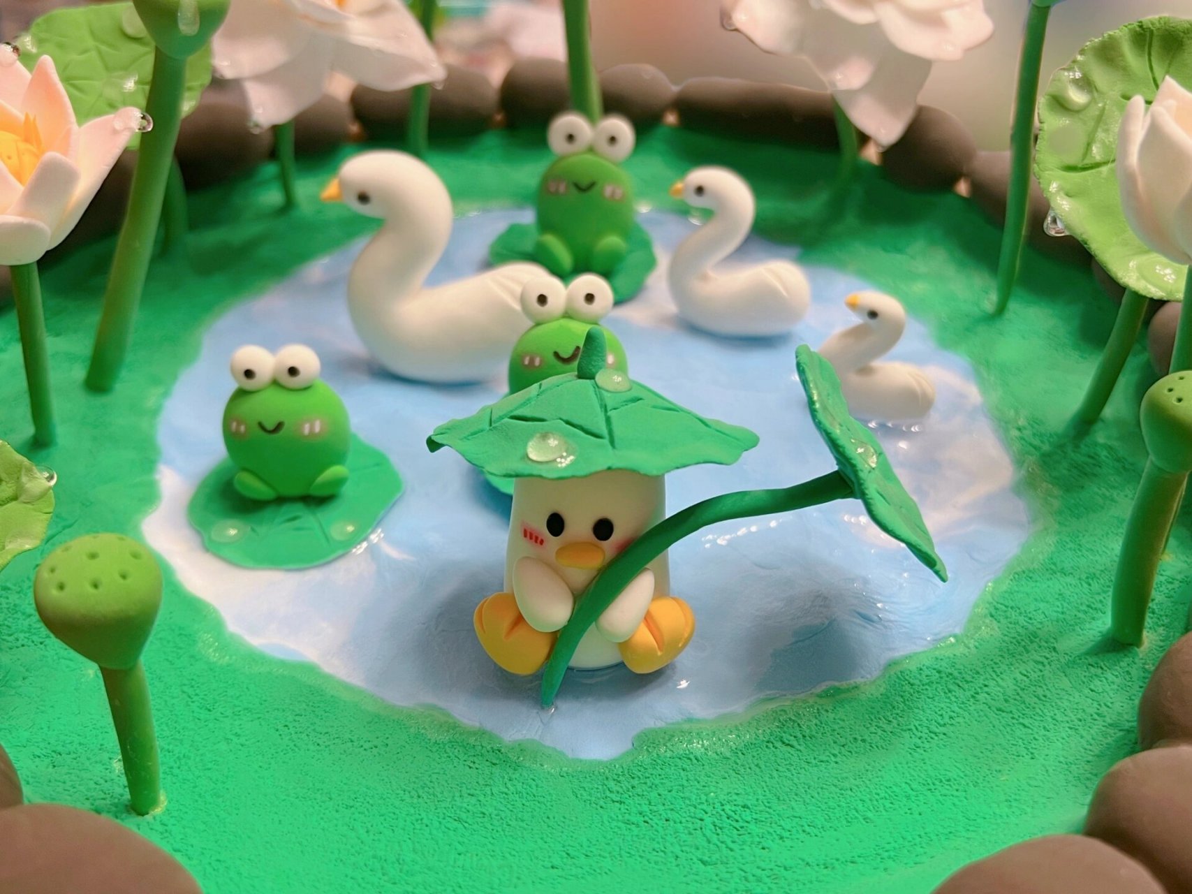 自制超轻黏土—荷塘景色 我自己原创设计的手工超轻黏土夏日荷塘景色